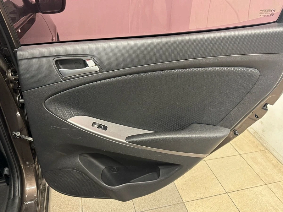 Hyundai Solaris, 2014г., передний привод, механика