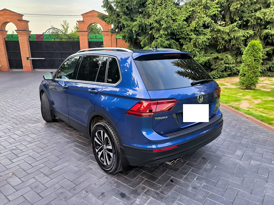 Volkswagen Tiguan, 2019г., передний привод, робот
