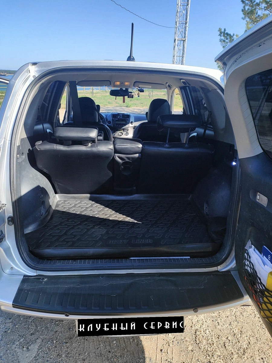 Toyota RAV4, 2009г., полный привод, автомат