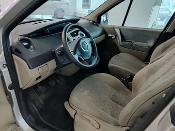 Renault Scenic, 2008г, передний привод, механика