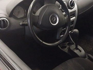 Renault Logan, 2011г, передний привод, автомат