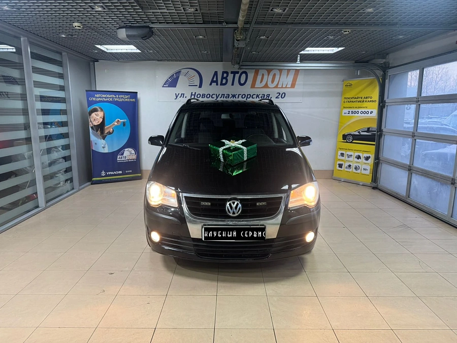 Volkswagen Touran, 2007г., передний привод, механика