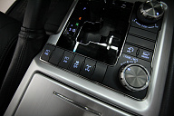 Toyota Land Cruiser, 2019г., полный привод, автомат
