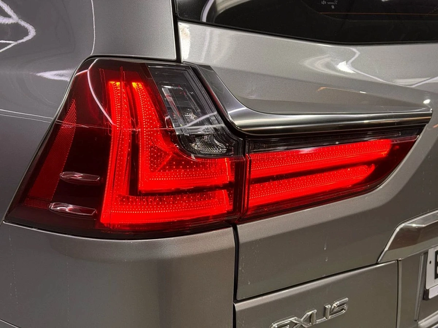 Lexus LX, 2017г., полный привод, автомат