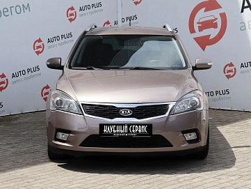 Kia Ceed, 2011г, передний привод, автомат