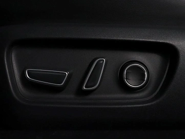 Toyota Camry, 2025г, передний привод, вариатор