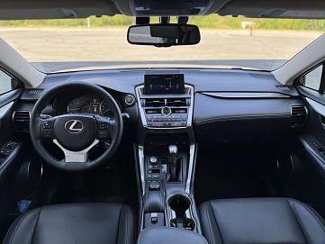 Lexus NX, 2014г, полный привод, вариатор