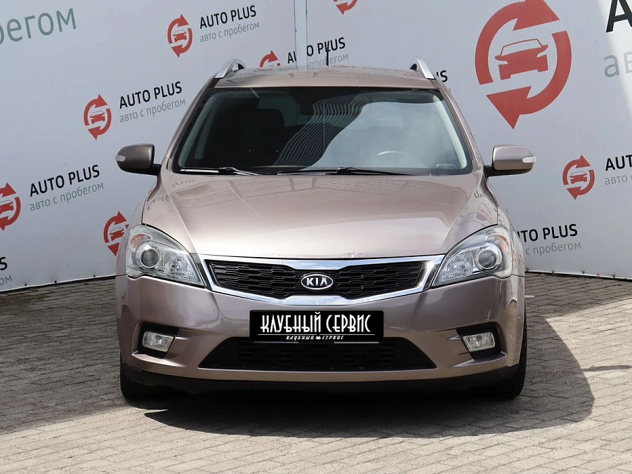 Kia Ceed, 2011г., передний привод, автомат