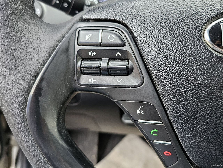Kia Ceed, 2015г., передний привод, автомат