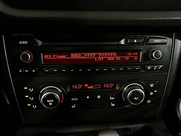 BMW X1, 2011г., задний привод, автомат