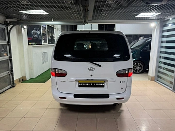 Hyundai H-1, 2006г, задний привод, механика