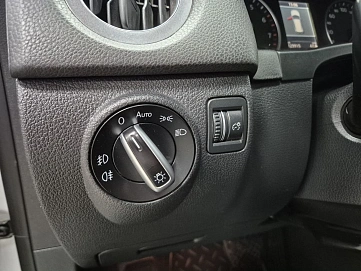 Volkswagen Tiguan, 2012г, полный привод, автомат