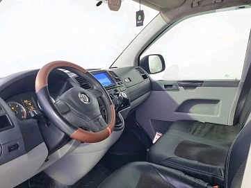 Volkswagen Transporter, 2010г, передний привод, механика