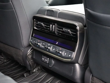 Toyota Land Cruiser, 2021г, полный привод, автомат