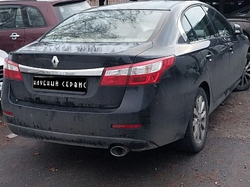Renault Latitude, 2011г, передний привод, вариатор