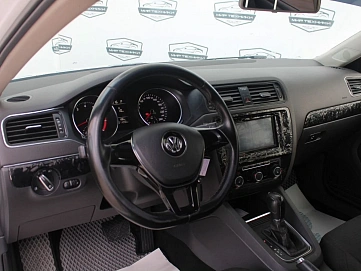 Volkswagen Jetta, 2016г, передний привод, автомат