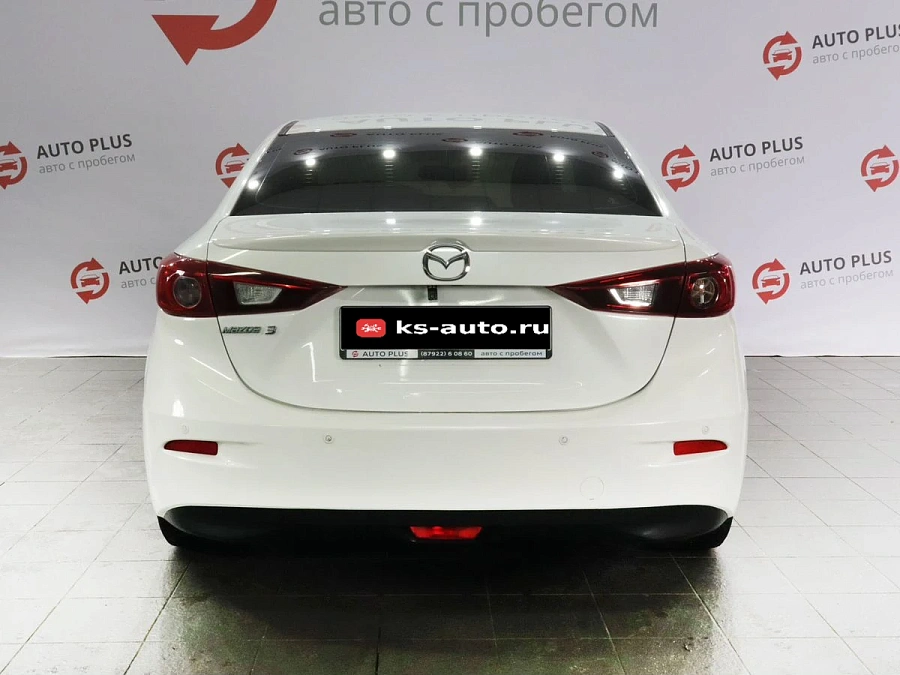 Mazda 3, 2014г., передний привод, механика