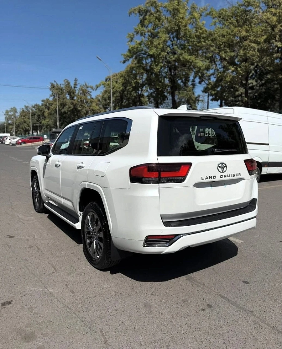 Toyota Land Cruiser, 2025г., полный привод, автомат
