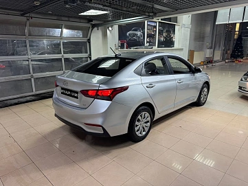 Hyundai Solaris, 2019г, передний привод, автомат