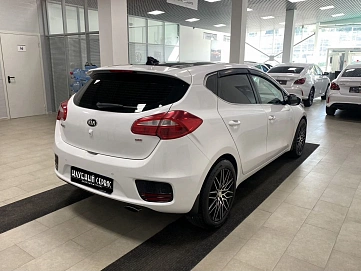 Kia Ceed, 2018г, передний привод, робот
