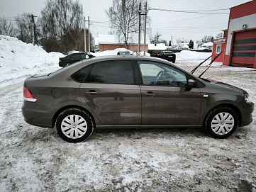 Volkswagen Polo, 2017г, передний привод, механика