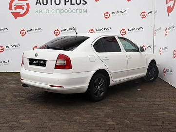 Skoda Octavia, 2010г, передний привод, робот