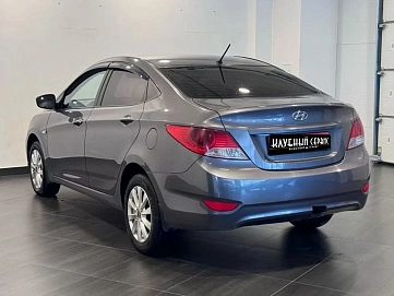 Hyundai Solaris, 2013г, передний привод, автомат