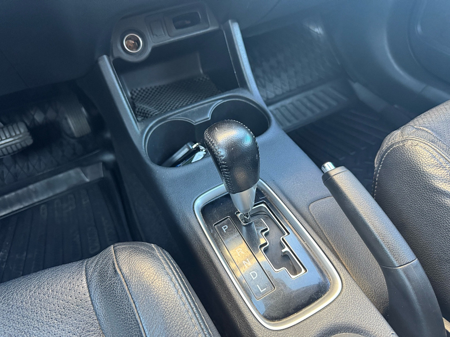 Mitsubishi Outlander, 2014г., полный привод, вариатор