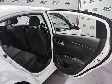 Kia , 2017г., передний привод, автомат