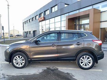 Nissan Qashqai, 2014г, передний привод, вариатор