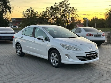 Peugeot 408, 2012г, передний привод, автомат