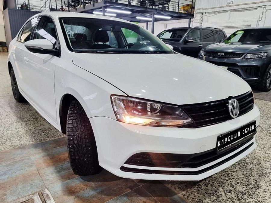 Volkswagen Jetta, 2016г., передний привод, робот