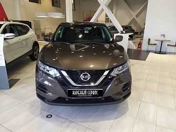 Nissan Qashqai, 2023г, передний привод, вариатор