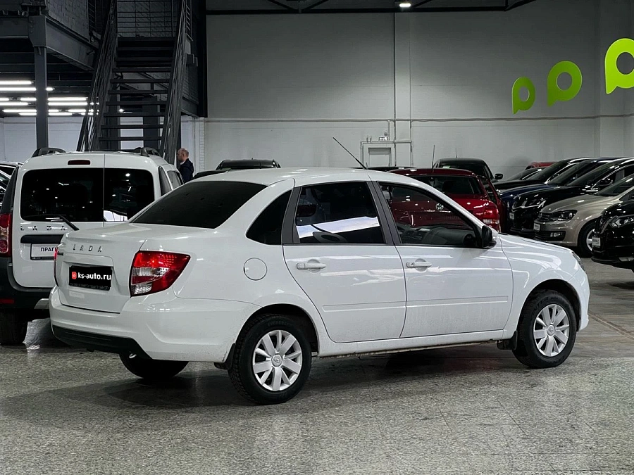 Lada (ВАЗ) Granta, 2023г., передний привод, механика