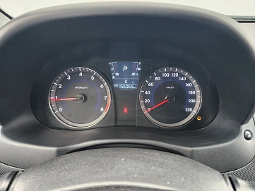 Hyundai Solaris, 2012г, передний привод, автомат