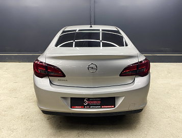 Opel Astra, 2013г, передний привод, автомат
