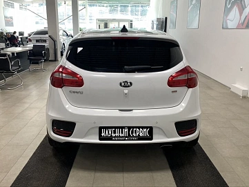 Kia Ceed, 2018г, передний привод, робот