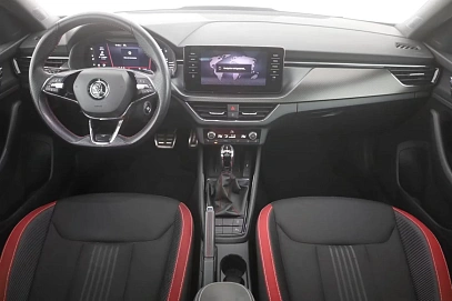 Skoda Kamiq, 2022г, передний привод, робот