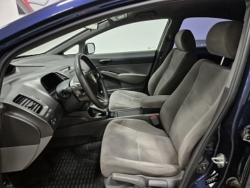 Honda Civic, 2008г, передний привод, механика