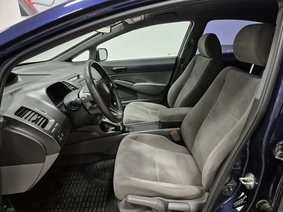 Honda Civic, 2008г., передний привод, механика