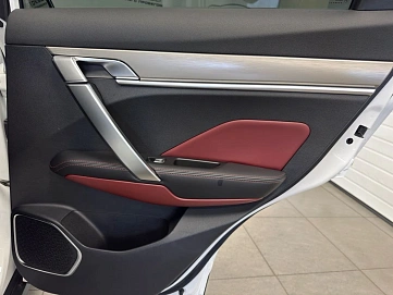 Geely Coolray, 2022г, передний привод, автомат