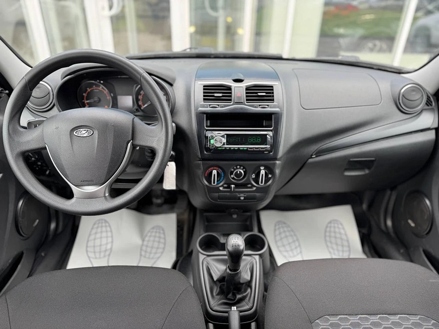 Lada (ВАЗ) Granta, 2021г., передний привод, механика