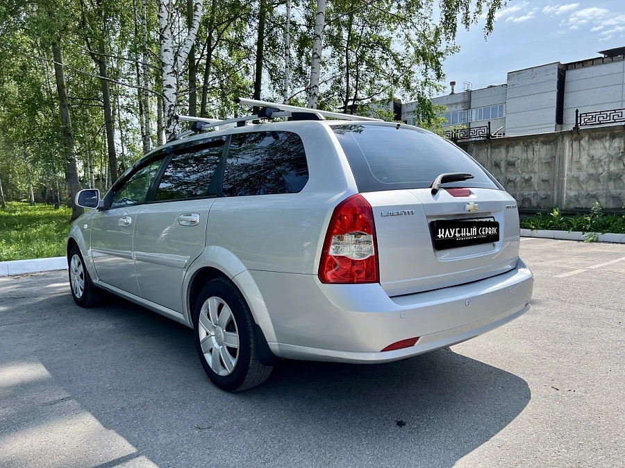 Chevrolet Lacetti, 2012г., передний привод, механика