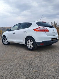 Renault Megane, 2011г, передний привод, автомат