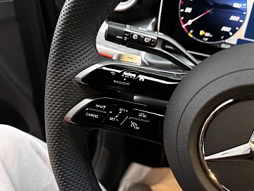 Mercedes-Benz GLC, 2024г, полный привод, автомат