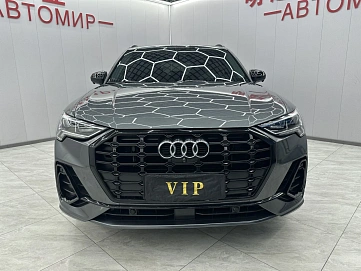 Audi Q3, 2022г, передний привод, робот