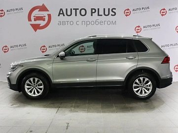 Volkswagen Tiguan, 2020г, полный привод, робот