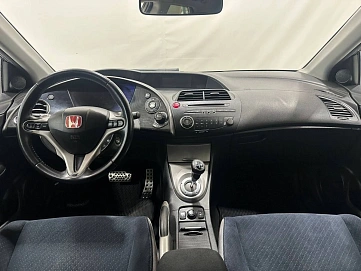 Honda Civic, 2008г, передний привод, робот