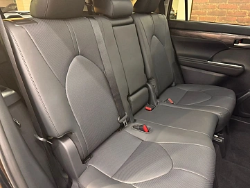 Toyota Highlander, 2025г, полный привод, автомат