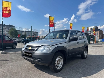 Chevrolet Niva, 2015г, передний привод, механика